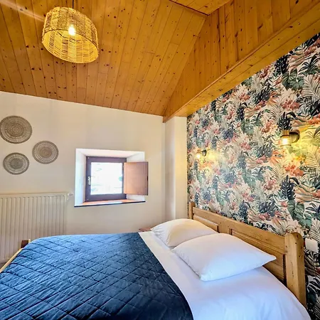 Le Nid D'ange * Saint-Privat-dʼAllier